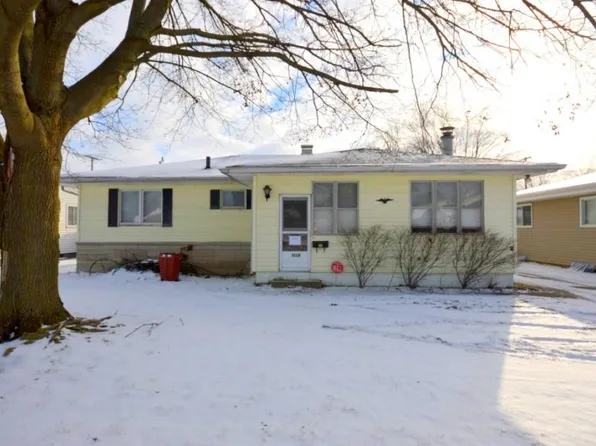 1228 N Ironwood Dr, South Bend, IN 46615