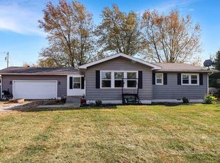 5543 W Manson Colfax Rd, Frankfort, IN 46041