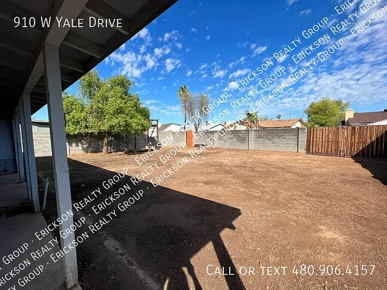 910 W Yale Dr — Photo 23