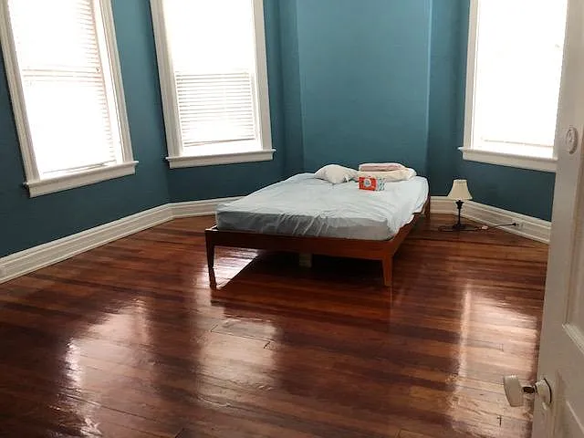 4404 Franklin Ave — Photo 13