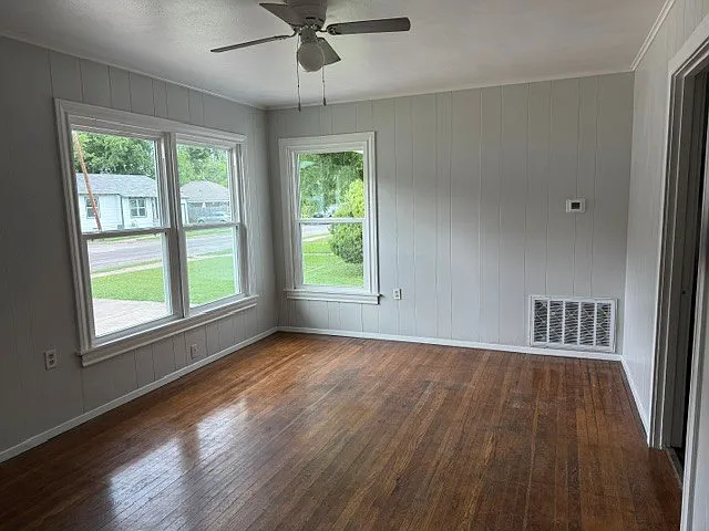3100 Wenz Ave — Photo 5
