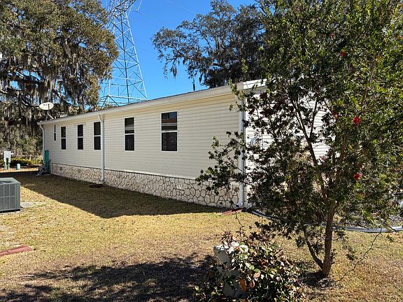 2nd image of 39 Conquistador St