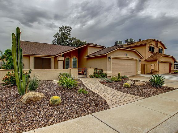 3rd image of 20023 N 44th Ave