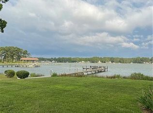 1809 Calthrop Neck Rd, Yorktown, VA 23693