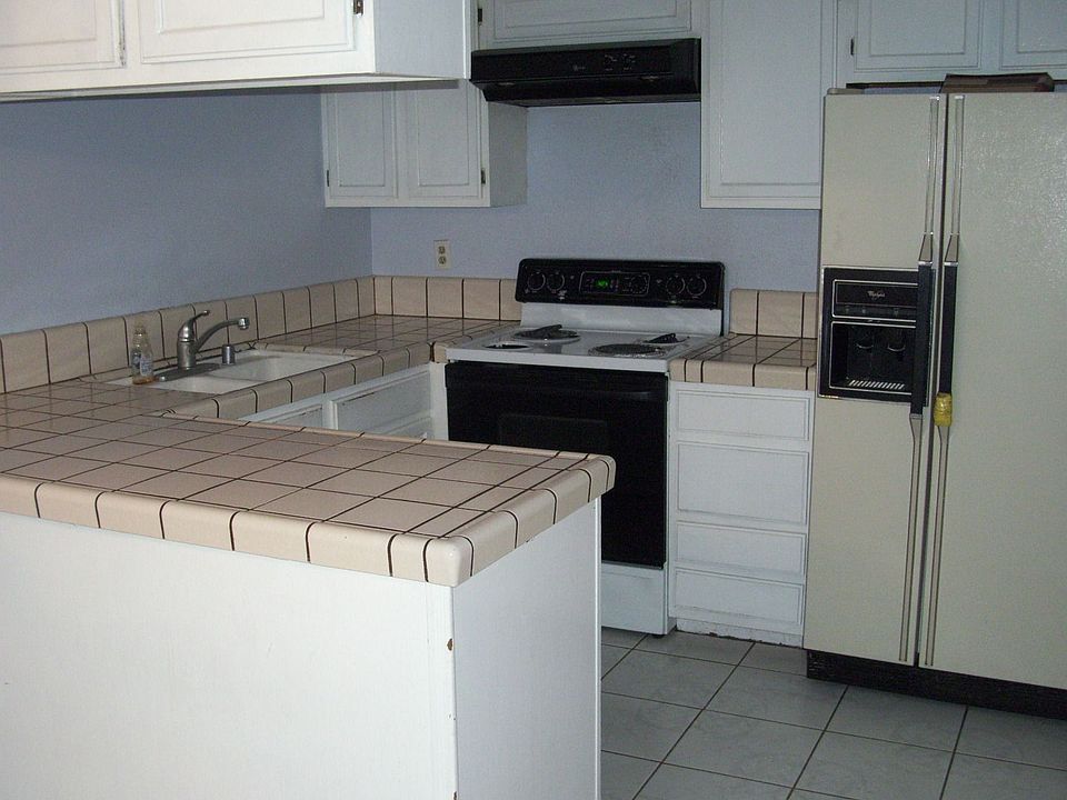 2nd image of 340 S Willard Ave