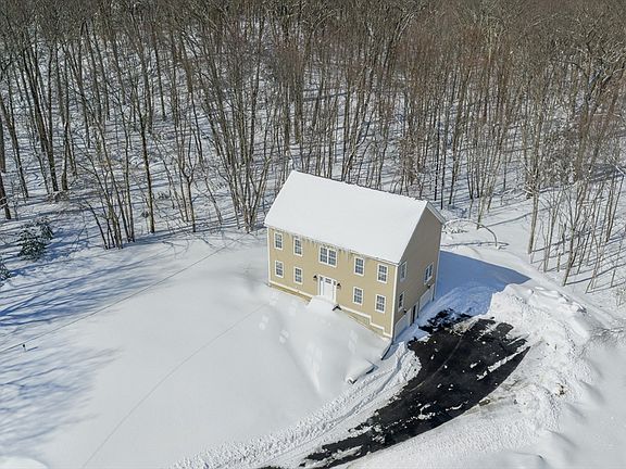 5th image of 41 Martin Rd