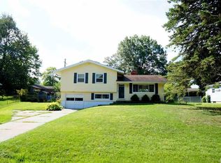 2305 Kenilworth Rd, Jackson, MI 49203