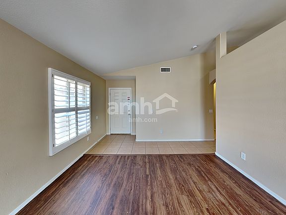 5th image of 7972 W School Hill Pl