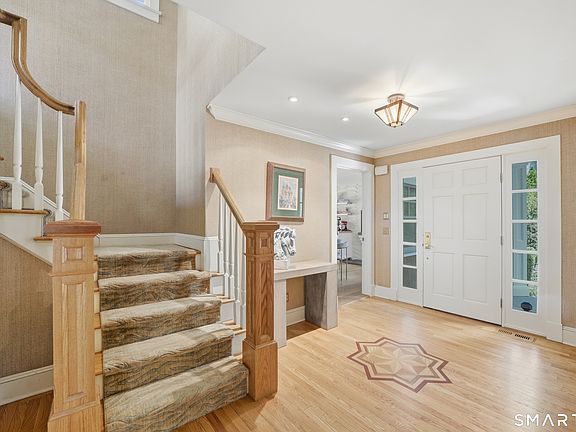4th image of 21 Nearwater Lane