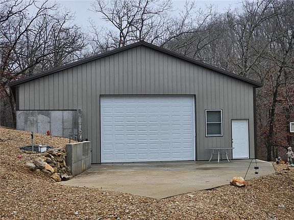 5th image of 1182 & 1233 Oval Rd