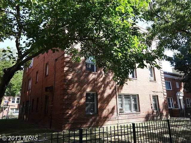 2nd image of 362 Raleigh St SE