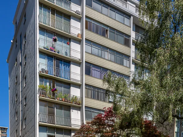 1949 Barclay St, Vancouver, BC V6G 1L1