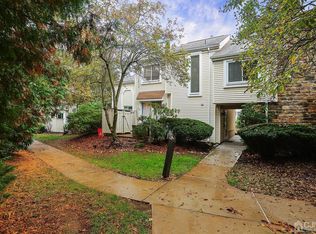 1142 Schmidt Ln, North Brunswick, NJ 08902