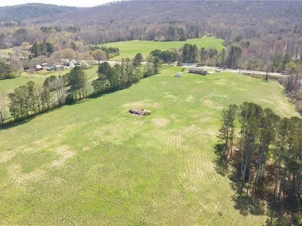 4900 Spot Rd, Cumming, GA 30040