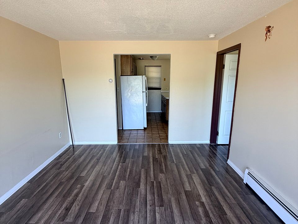 1st image of 67 Fairview Ave