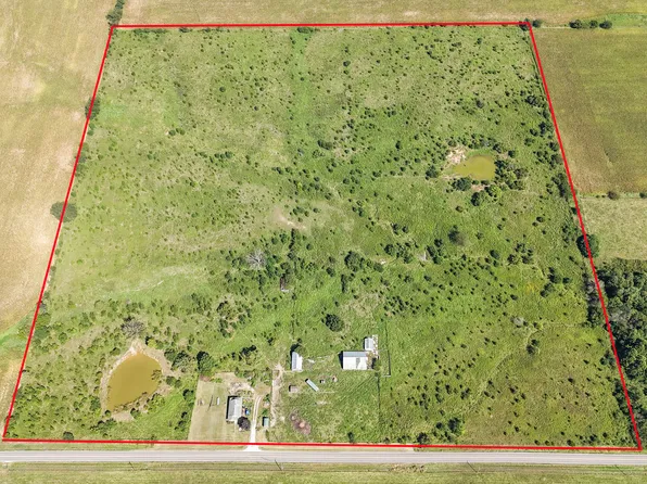 33608 State Highway 129, New Cambria, MO 63558