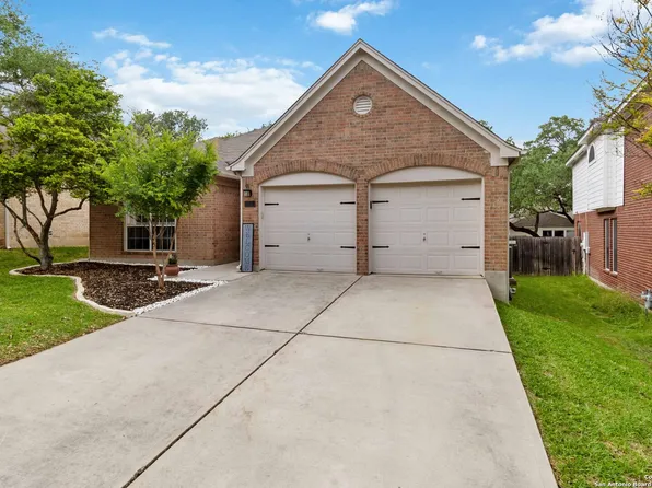 8843 BRAE CREST DR, San Antonio, TX 78249