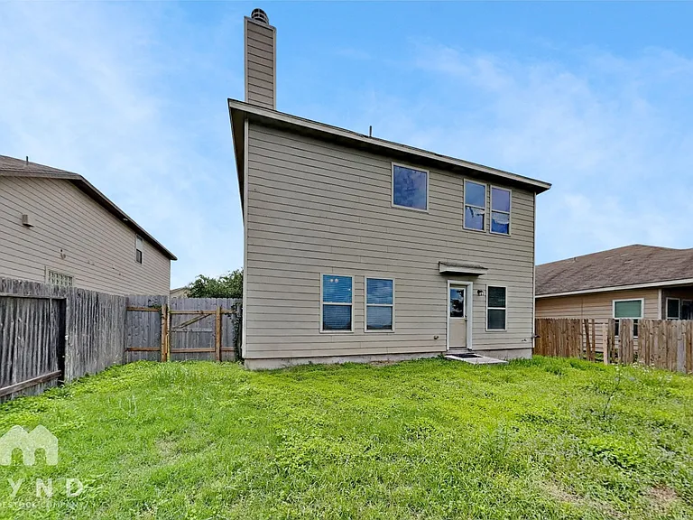 440 Stonebrook Dr — Photo 18