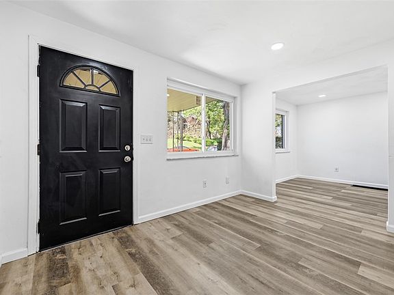 5th image of 115 Quail Dr