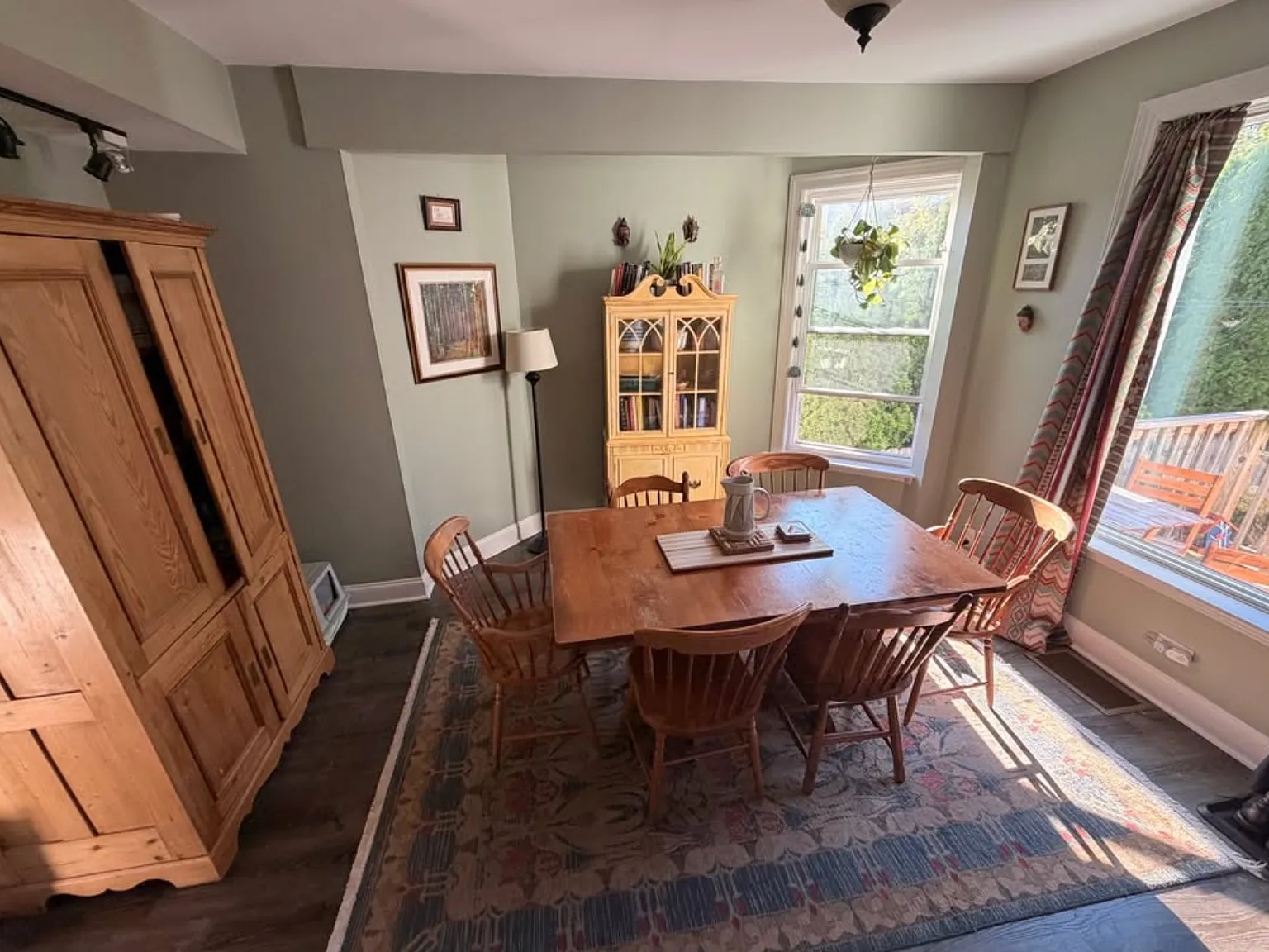 2238 W Carmen Ave — Photo 4