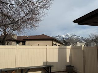 8956 S Golden Field Way, Sandy, UT 84094