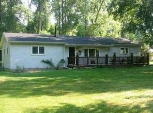 43050 Willis Rd, Belleville, MI 48111
