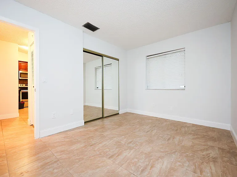 10127 Boca Bnd E #B2 — Photo 10