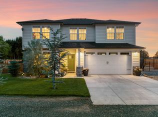 21030 Yeoman Rd, Bend, OR 97701