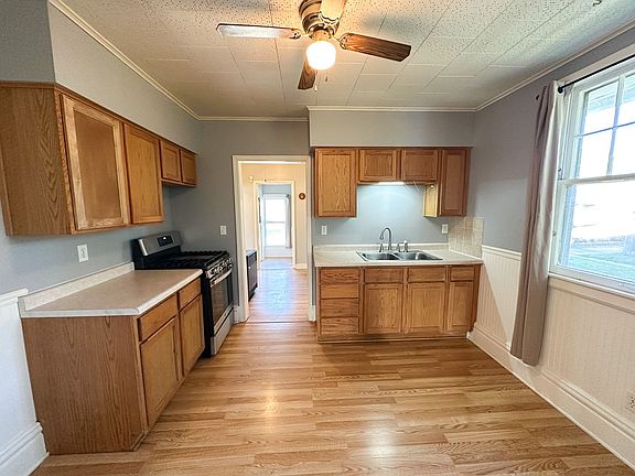 2nd image of 1449 Quarry Ave NW #2