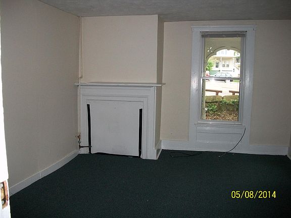 2nd image of 23 Rose Ave APT A