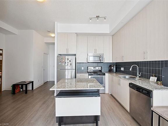 5th image of 85 Duke St W #1707