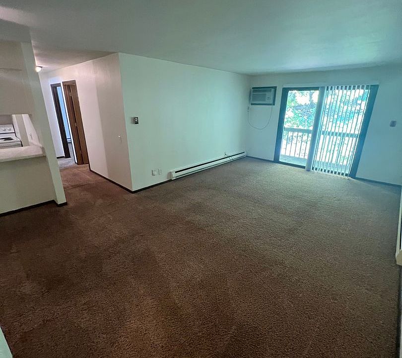 1st image of 5902 Spartan Dr #12