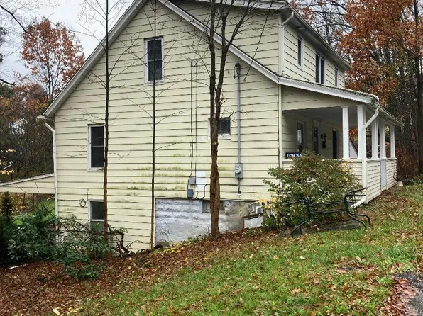 513 Center St, Clarks Summit, PA 18411