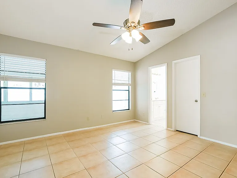 797 Minerva Ln — Photo 10