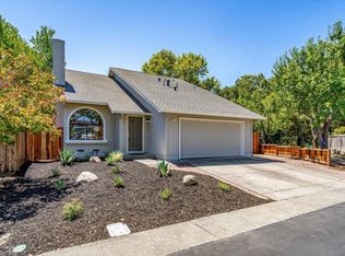 607 Oman Springs Cir, Sonoma, CA 95476