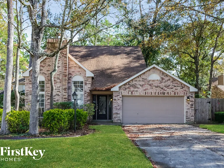 160 W Golden Arrow Cir — Photo 1