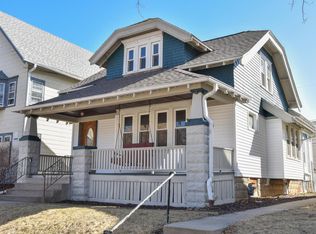 2662 N 41st St, Milwaukee, WI 53210