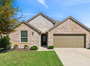 1209 Roadrunner Dr, Little Elm, TX 75068