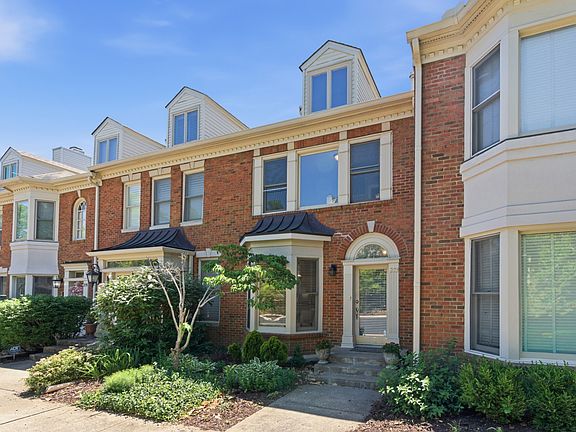 4th image of 223 Cheswick Ct