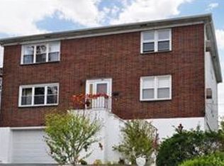 5 Bryn Mawr Pl, Yonkers, NY 10701