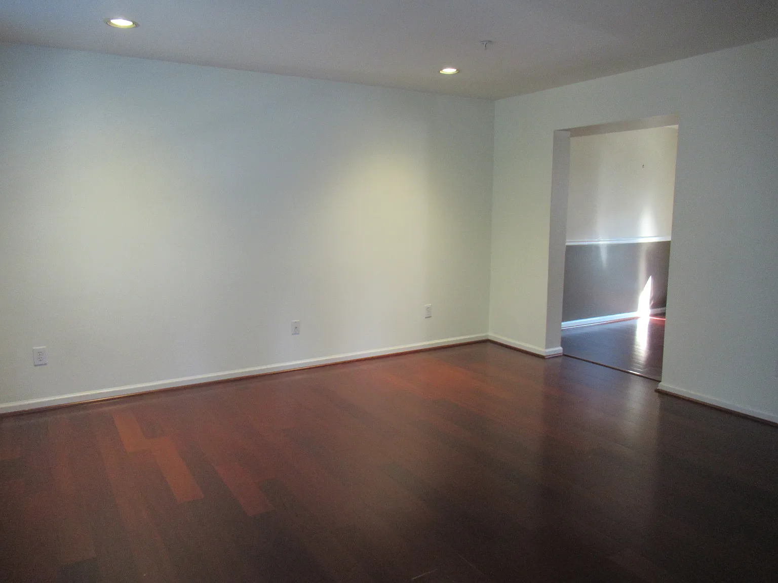 2 bed, 1.5 bath, 1450 sqft, $2,199 — Photo 4