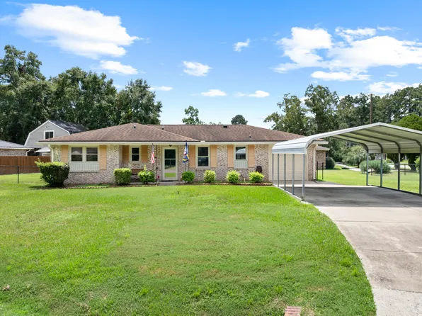 4935 Foxwood Dr, North Charleston, SC 29418
