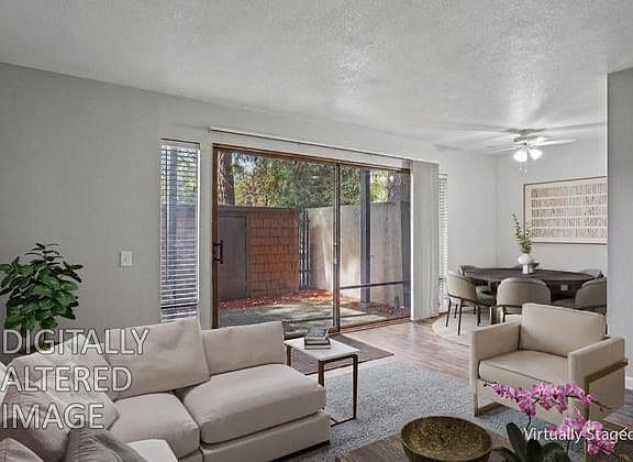 5th image of 2201 Woodside Ln Unit 10