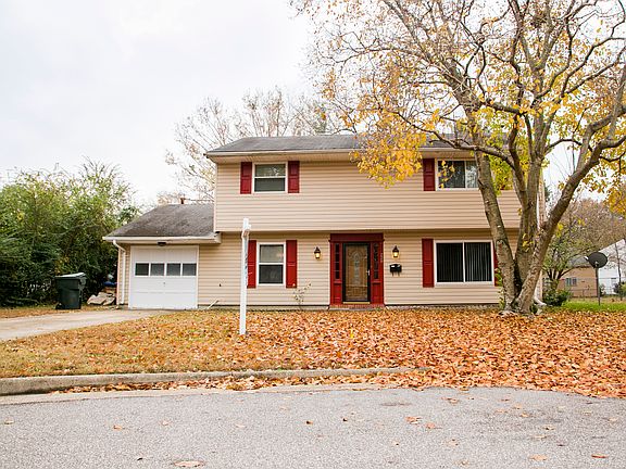 2nd image of 229 Dorchester Ct