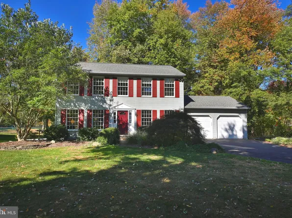 1473 Wheaton Ln, North Wales, PA 19454