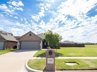 18300 N Summer Grove Ave, Edmond, OK 73012