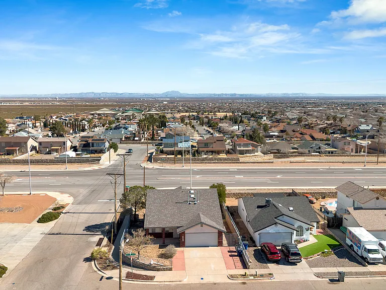 11330 Loma Del Sol Dr — Photo 7