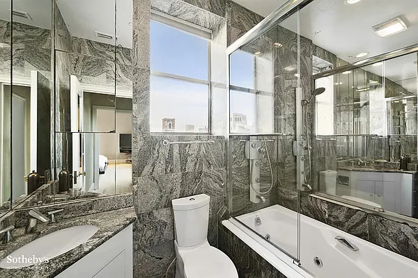 Sold by Sotheby's International Realty | media 6
