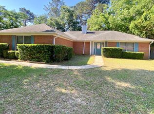 82 Rolling Pines Dr, Enterprise, AL 36330