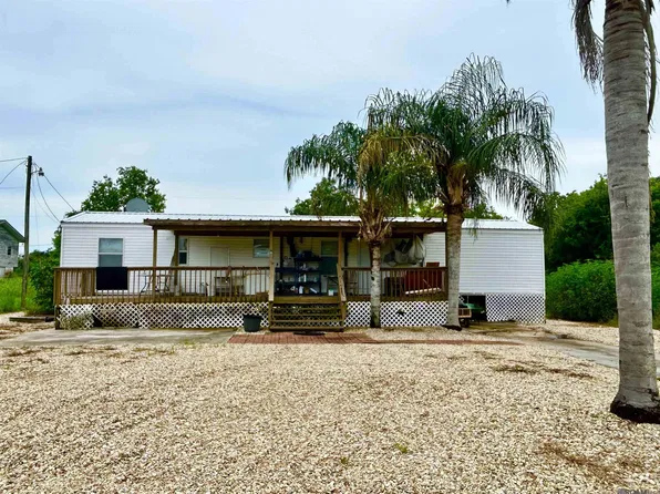 138 Avenue A, Buras, LA 70041